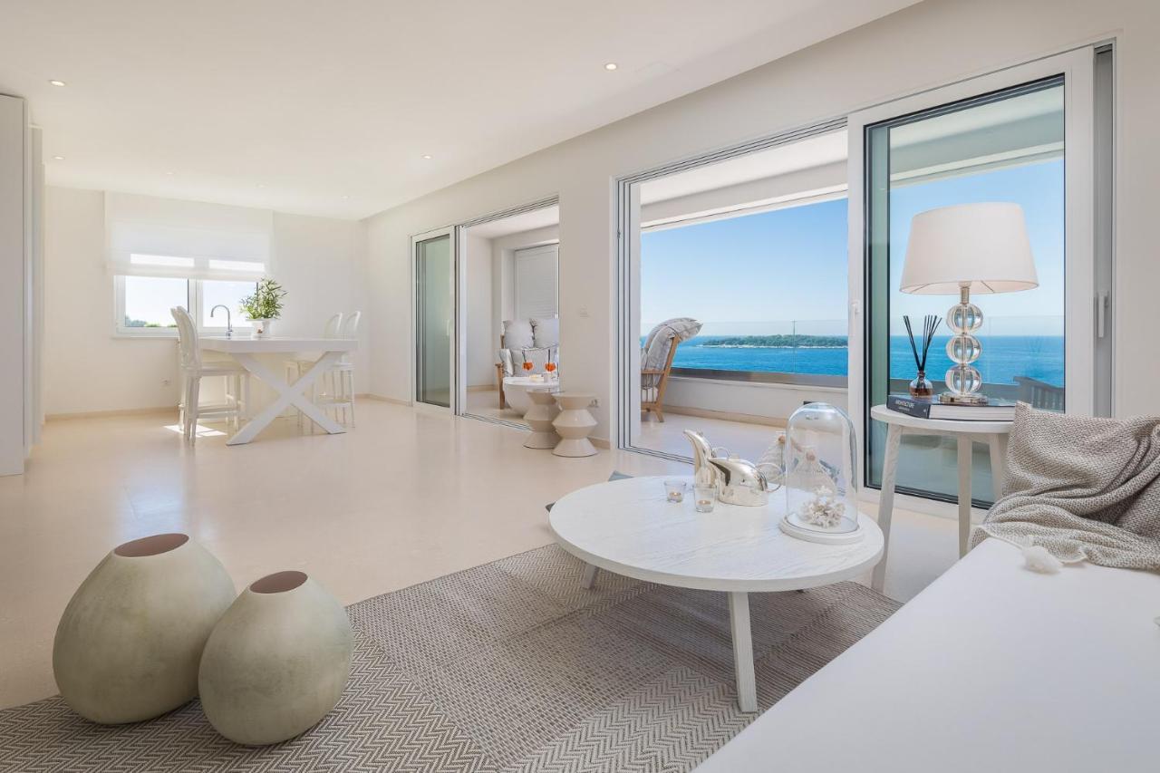 Luxury Seafront Villa Primosten Glamour With Private Pool, Sauna And Gym At The Beach In Primošten Dış mekan fotoğraf